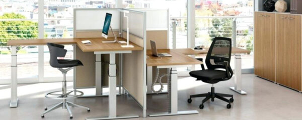 bureaux-de-travail-assis-debout-choisir-des-modeles-de-pietements